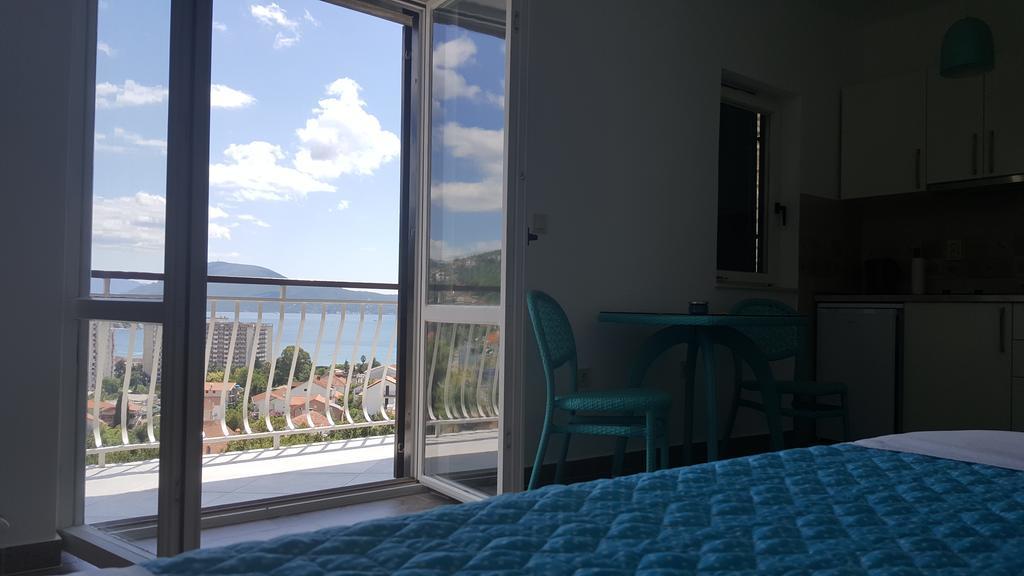 Apartments La Dolce Vita Херцег-Нови Экстерьер фото